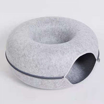 Luxury Donut-Shaped Cat Bed – Comfort & Play